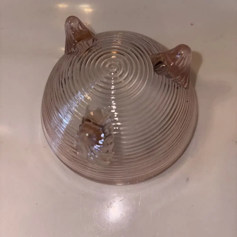 Cute Manhattan Pink Depression Glass Bowl 3 Footed Anchor Hocking? 3½